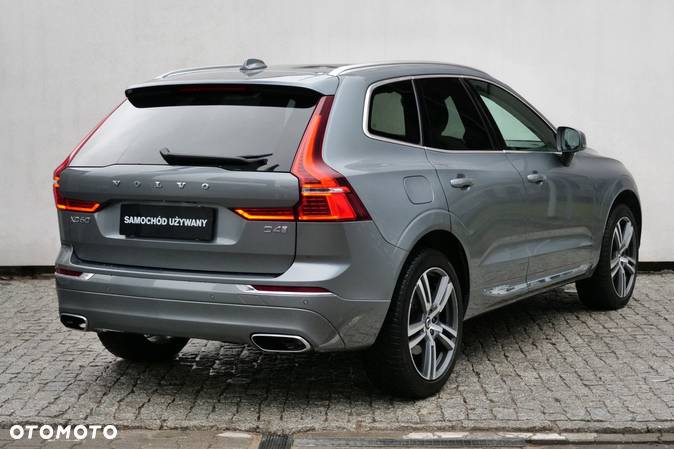 Volvo XC 60 - 8