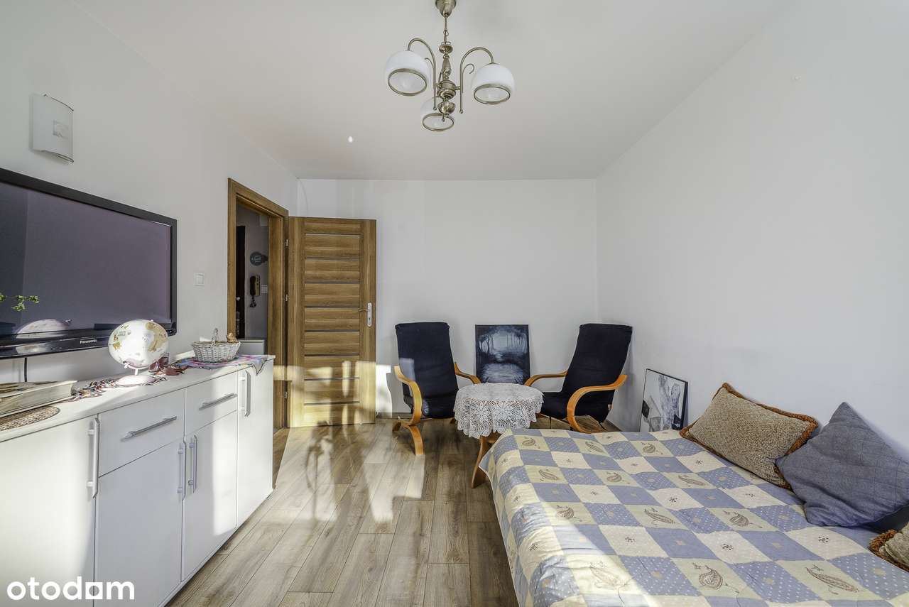 Niski blok | parter | 38m2 | Przymorze - Pełny obrazek: 2/9