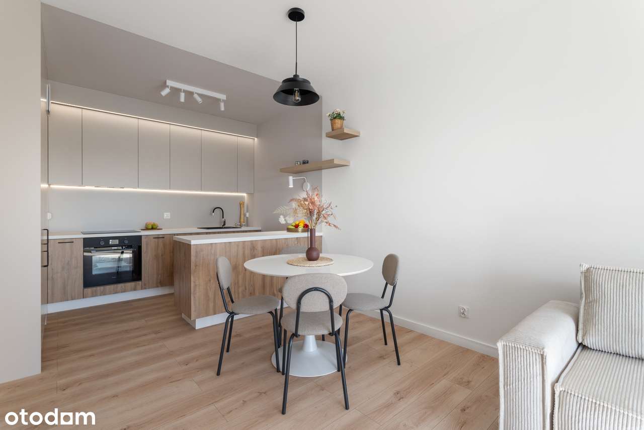 Jasne , stylowe 2 pokoje,wysoki standard,loggia 10m2,winda,rowerownia-2