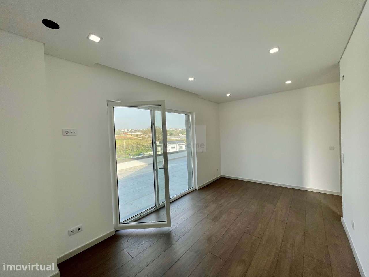 Moradia T4 | Quatro suites | Elevador | Garagem | Lourinhã | Praia da-27