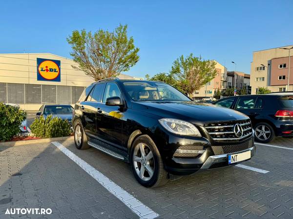 Mercedes-Benz ML 350 BlueTec 4MATIC Aut - 2