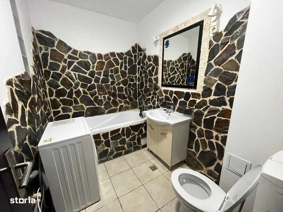 Apartament 3 camere , suprafata 56mp +parcare zona FLORESTI - Imagine principală: 5/8