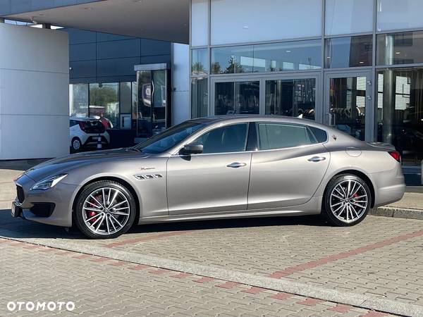 Maserati Quattroporte Q4 Modena - 4