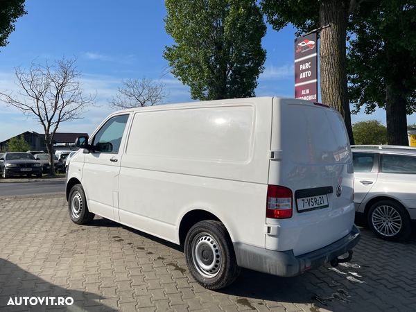 Volkswagen Transporter - 4