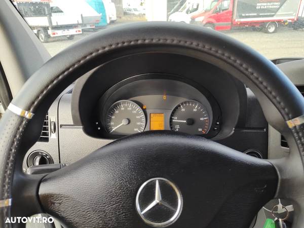 Mercedes-Benz Sprinter prelata 8 paleti. Webasto. 2017. - 10