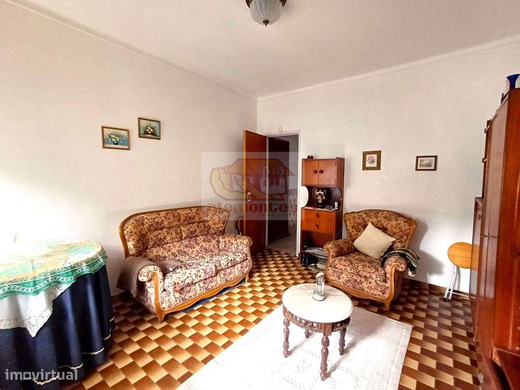 Apartamento T1 - piso térreo - Grande imagem: 5/12