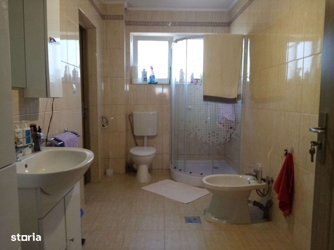 Vilă P+E+M și teren 780 mp,Deva-14