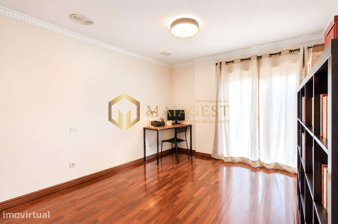 Apartamento T2+1 com Suite e Varanda no Centro de Gaia-22