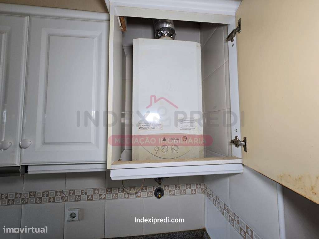 Apartamento T1 + 1- Aradas-20