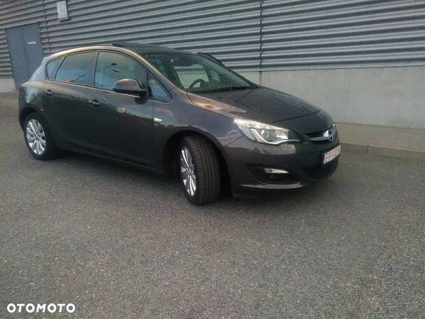 Opel Astra 1.4 Turbo ecoFLEX Start/Stop ENERGY - 2