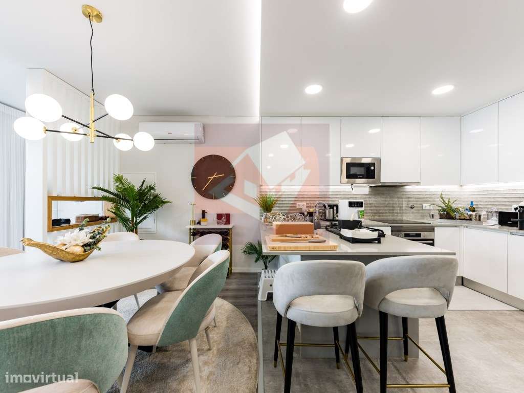 Apartamento T2 mobilado em Casal de Cambra-7