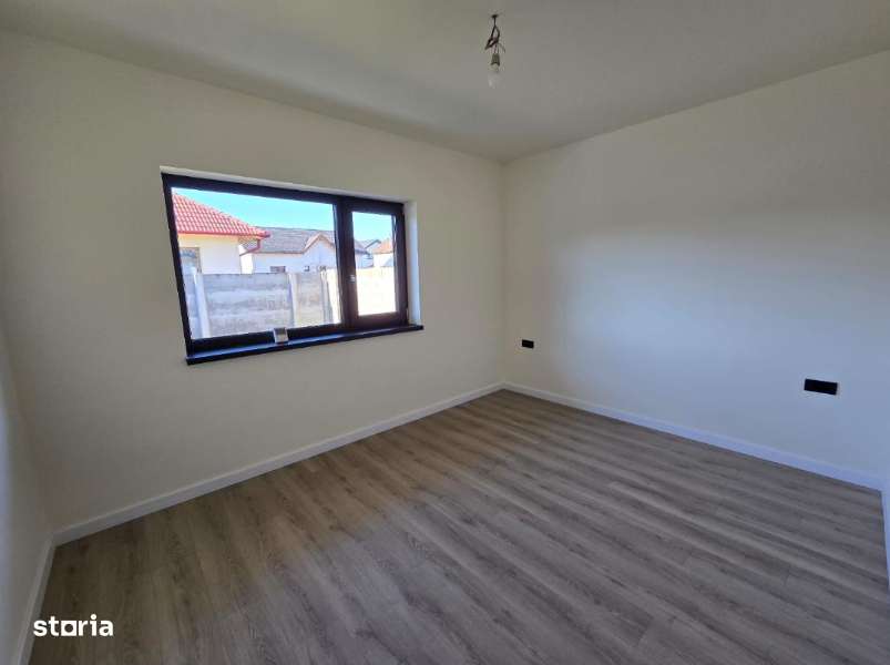 De vanzare Casa pe un singur nivel, zona Orizont. - Imagine principală: 4/7