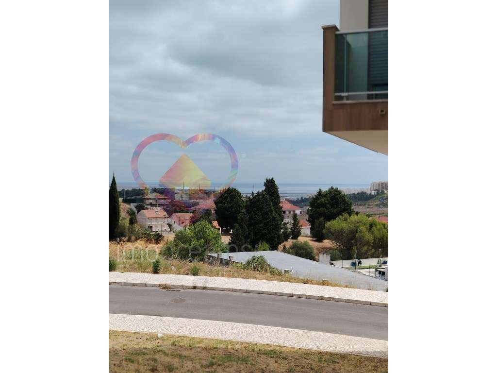 Apartamento T2 , Ultimo Piso, com vista Rio Tejo em Vialonga - Lisboa-29