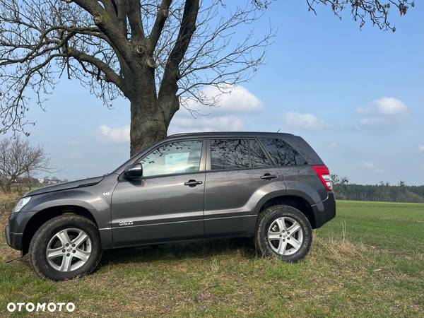 Suzuki Grand Vitara 3.2 V6 Elegance - 11