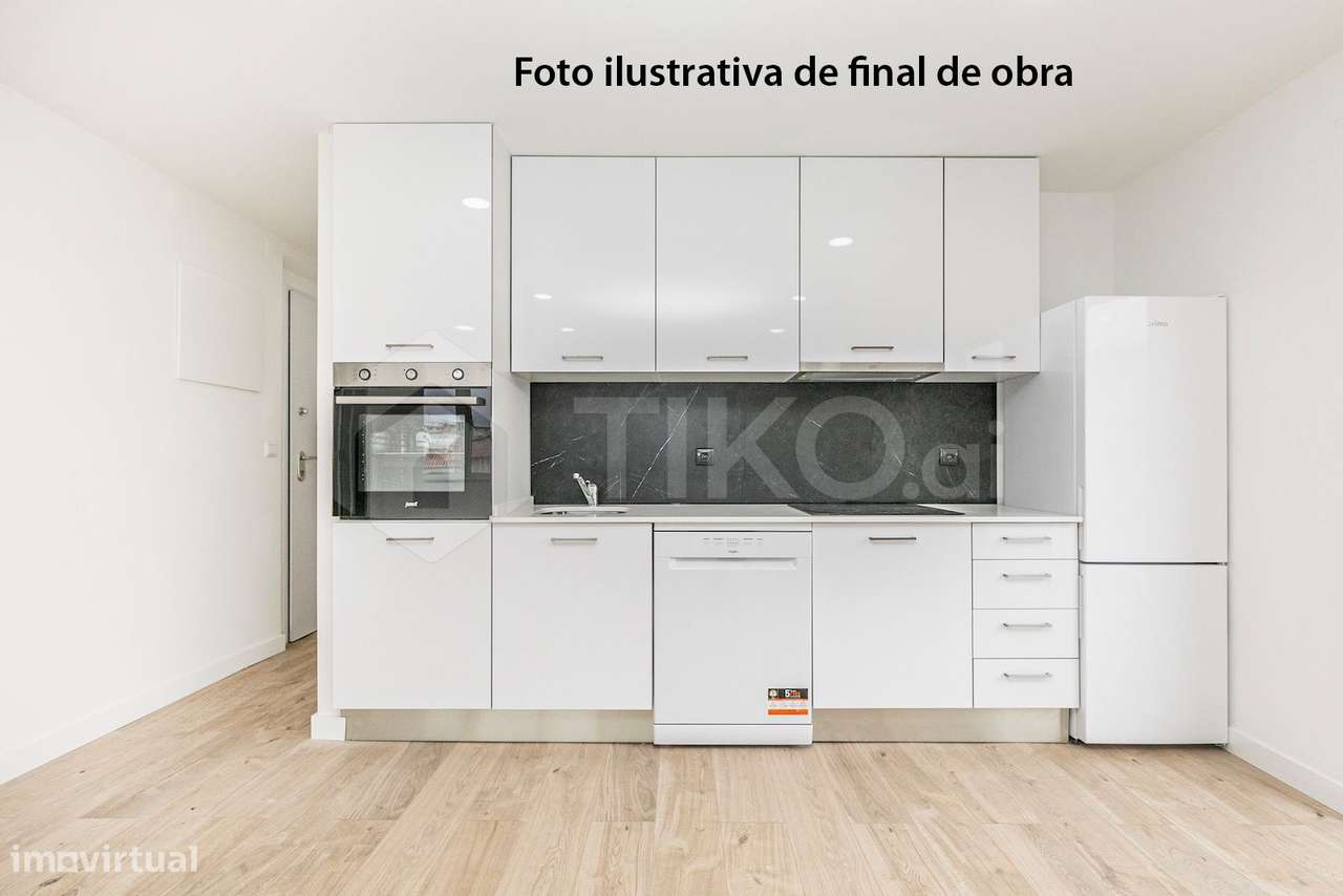 T2+1 Totalmente remodelado em Odivelas – Pronto a habitar | Excelente-6