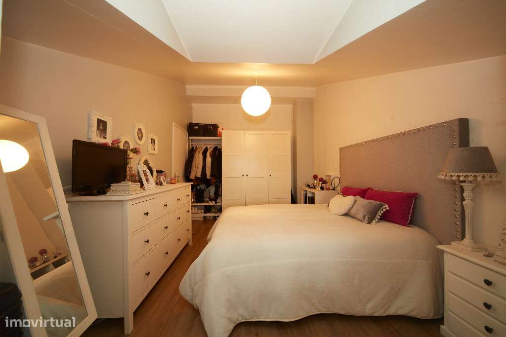 Apartamento T3 com, garagem em zona da Lousã-12