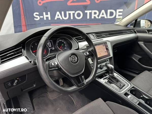 Volkswagen Passat Variant 1.6 TDI (BlueMotion Technology) DSG Comfortline - 12