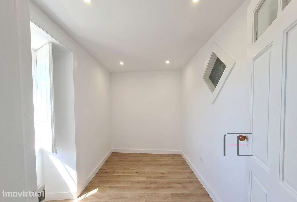 Moradia T3 Esmoriz para reabilitar-16