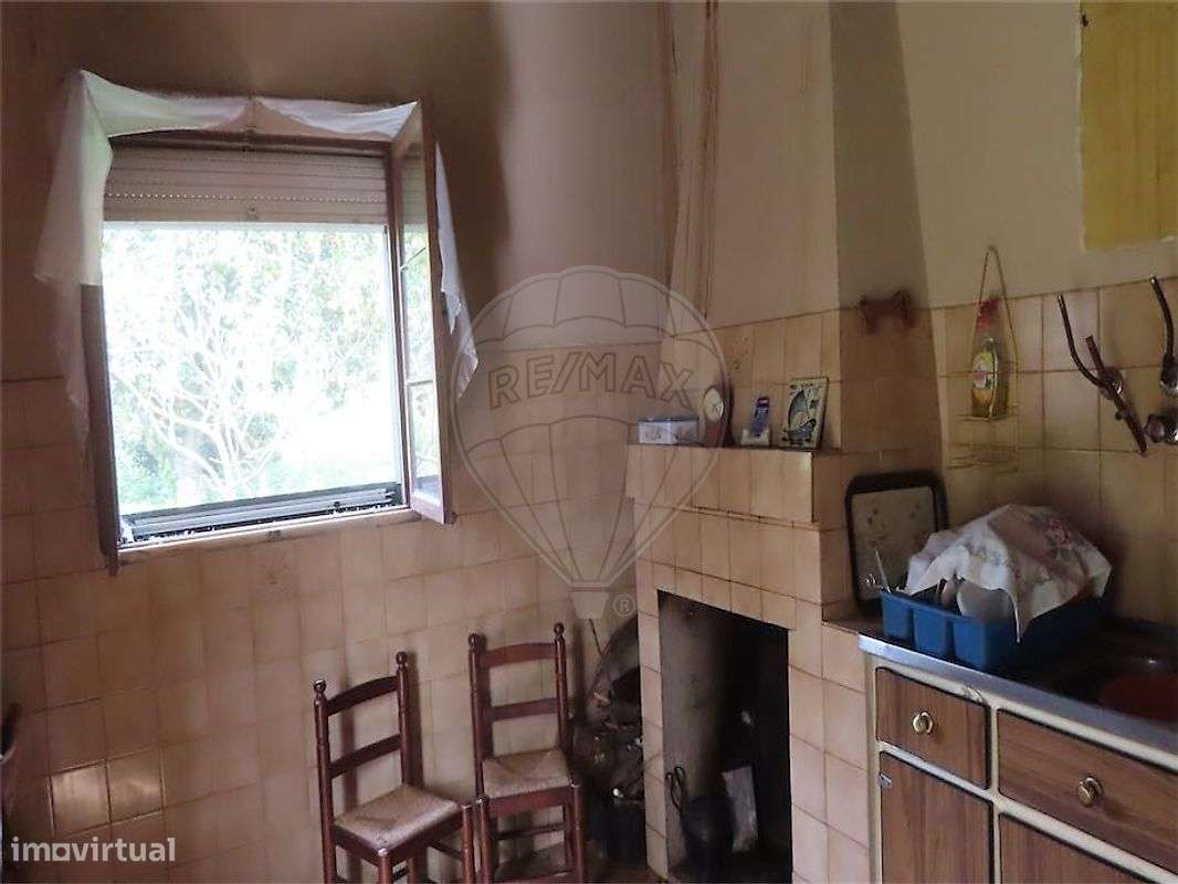 Moradia T2 para venda-5