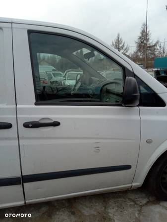 Drzwi przednie prawe MERCEDES Vito W639 - 1