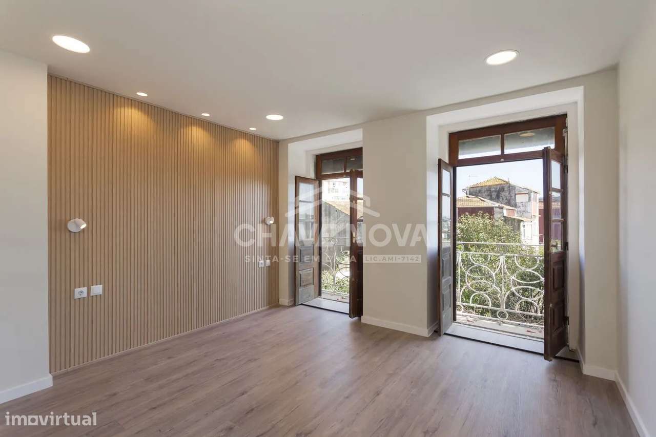 T1 Ultimo Piso C Vistas No Bonfim Porto
