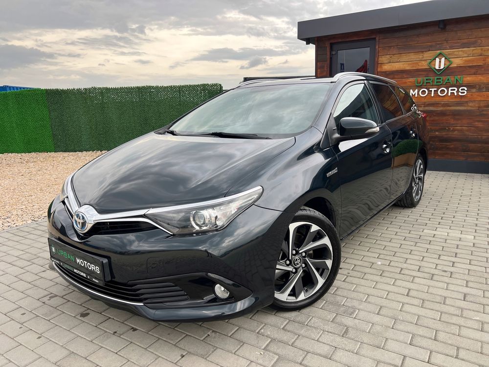 Toyota Auris 1.8 VVT-i Automatik Executive 2017