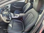 BMW 318 d Touring Auto - 13