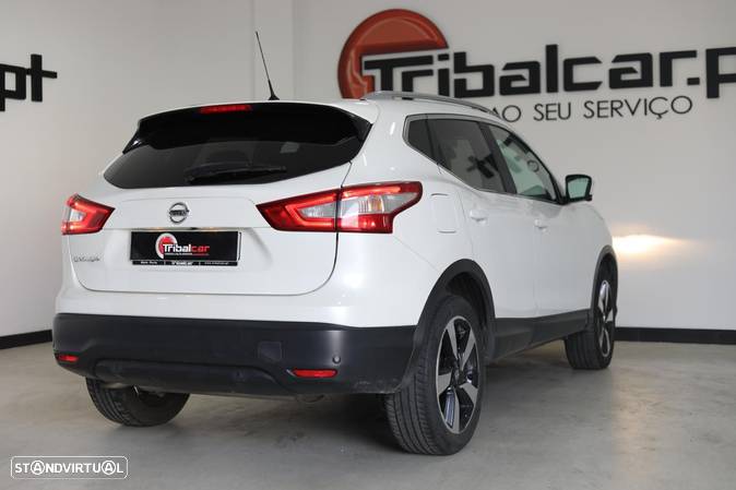 Nissan Qashqai 1.5 dCi N-Connecta - 6