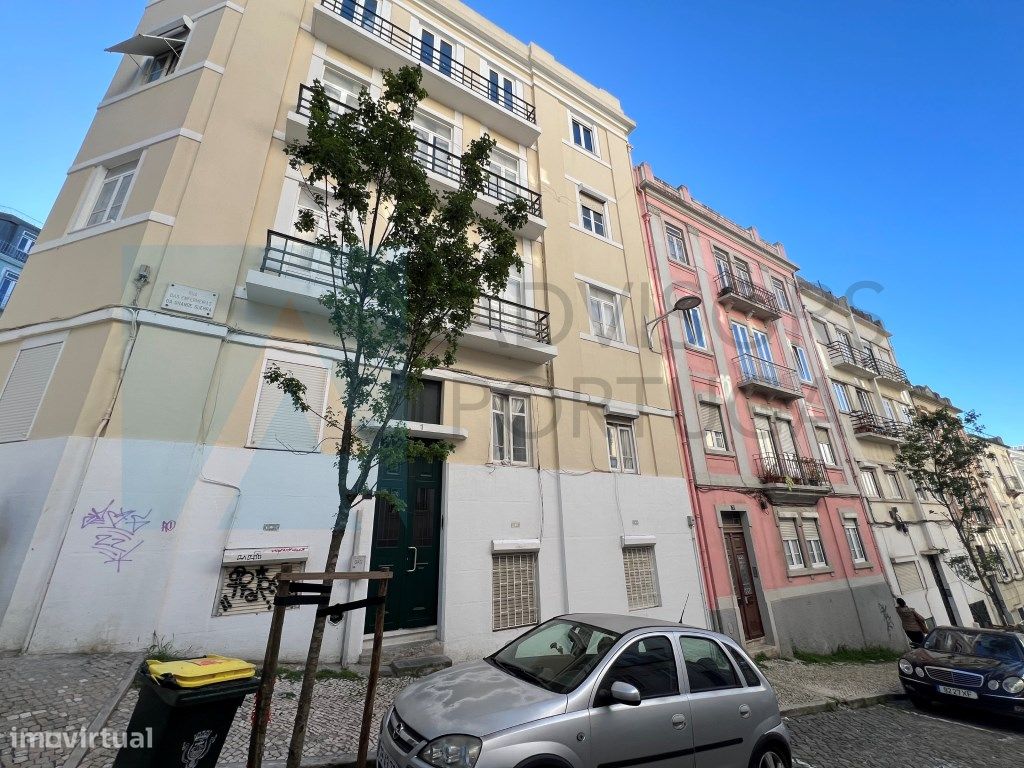 Apartamento T2 para Recuperar Lisboa