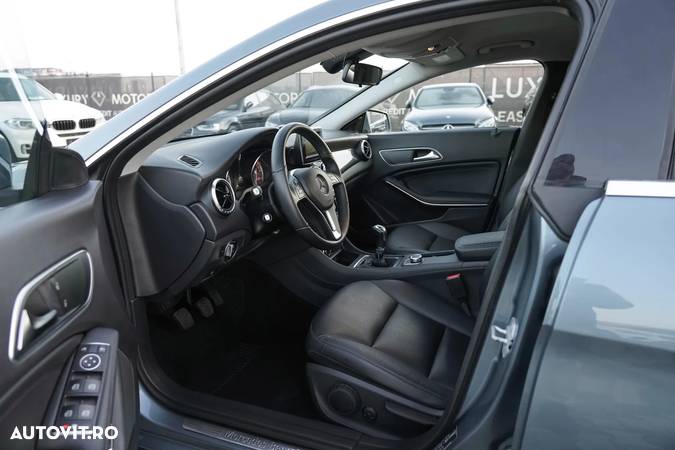 Mercedes-Benz CLA 180 BlueEFFICIENCY Edition - 14