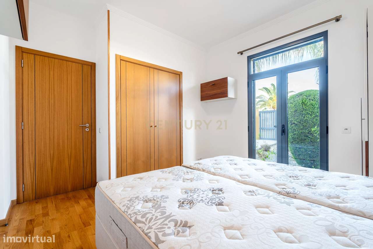 Moradia Unifamiliar de Prestígio | Guia – Albufeira | T4 | Piscina | J-10