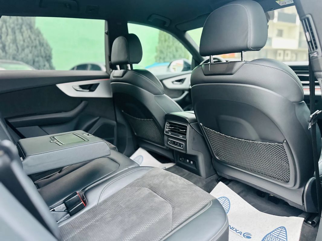 Audi Q8 3.0 55 TFSI e quattro Tiptronic - 34