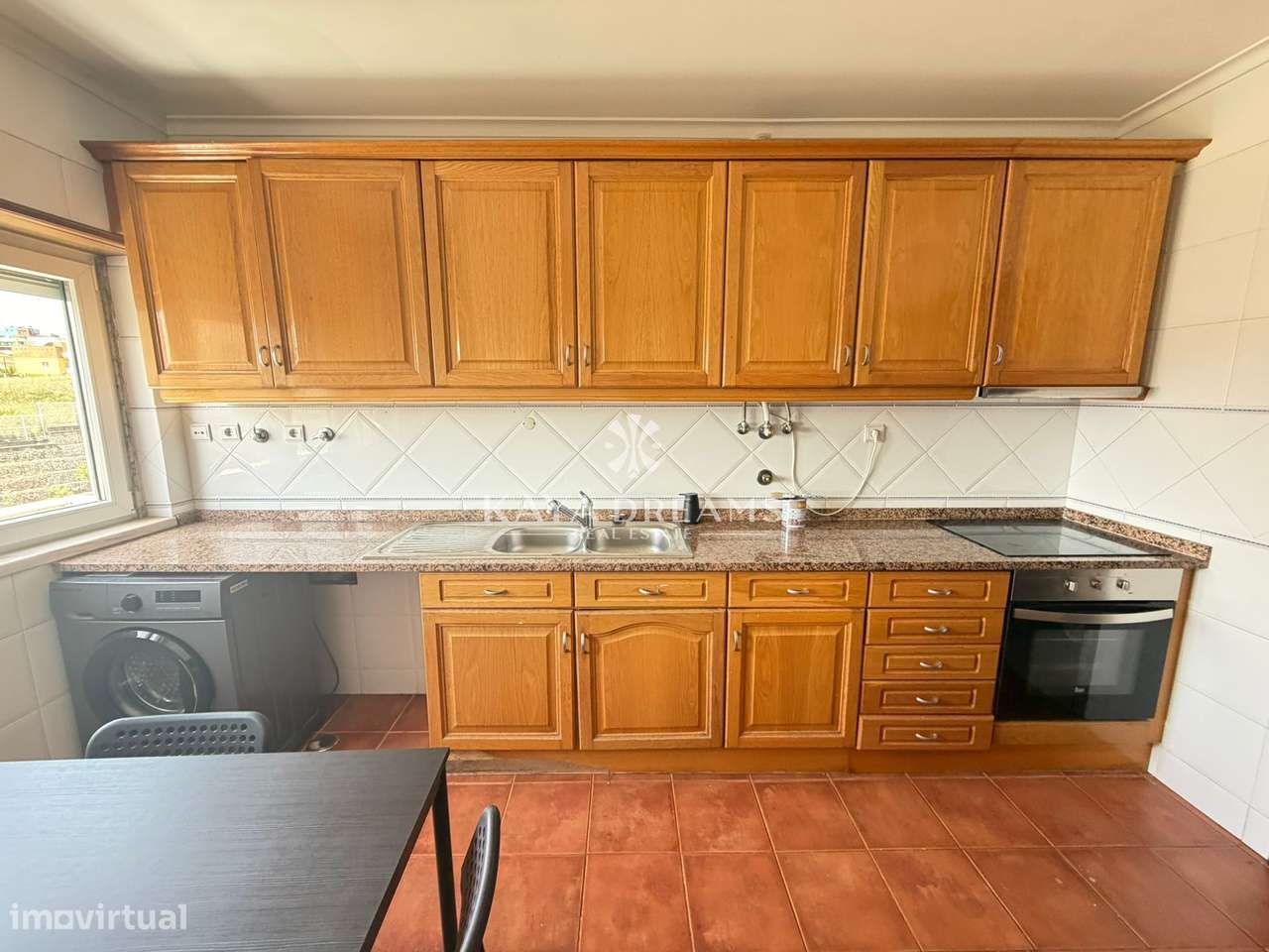 Apartamento T2 com Arrecadação e Box para uma Viatura  no Jardim da...-6