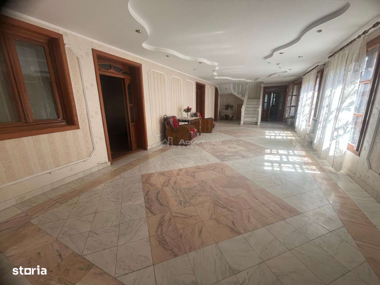 Caransebes, Casa P+E, Teren 1000 Mp - Imagine principală: 2/20