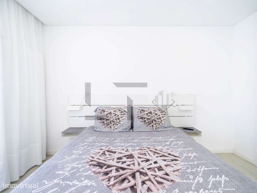 Moradia T4 Smart Home com Piscina, para Venda na Aroeira, Charneca ...-46