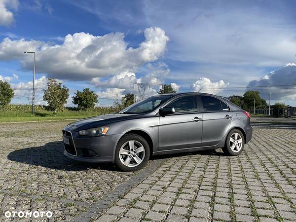 Mitsubishi Lancer 1.8 Invite - 1