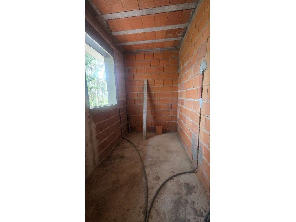 T1+1 Novo com Varanda e Garagem em Pedroso | Áreas Generosas | Nasc...-12