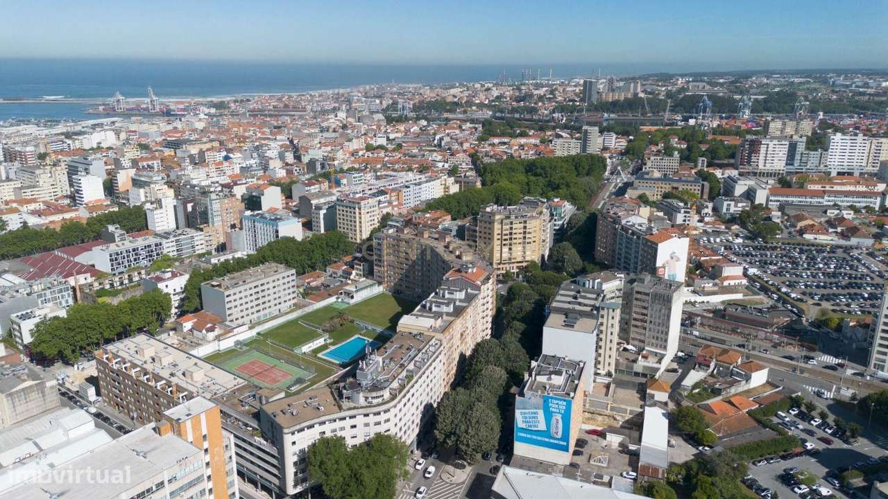 Apartamento T2 em Matosinhos com Vista para a Cidade-21