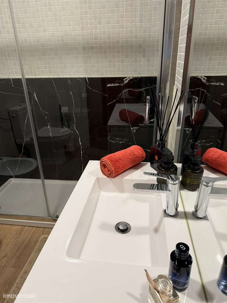 T2 Remodelado Soares dos Reis (Próximo à nova estação de metro)-27