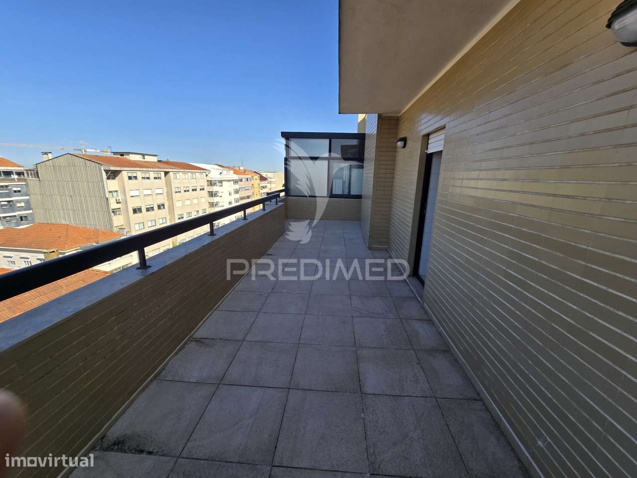 Apartamento T2 com garagem ao Márquez - Grande imagem: 4/22