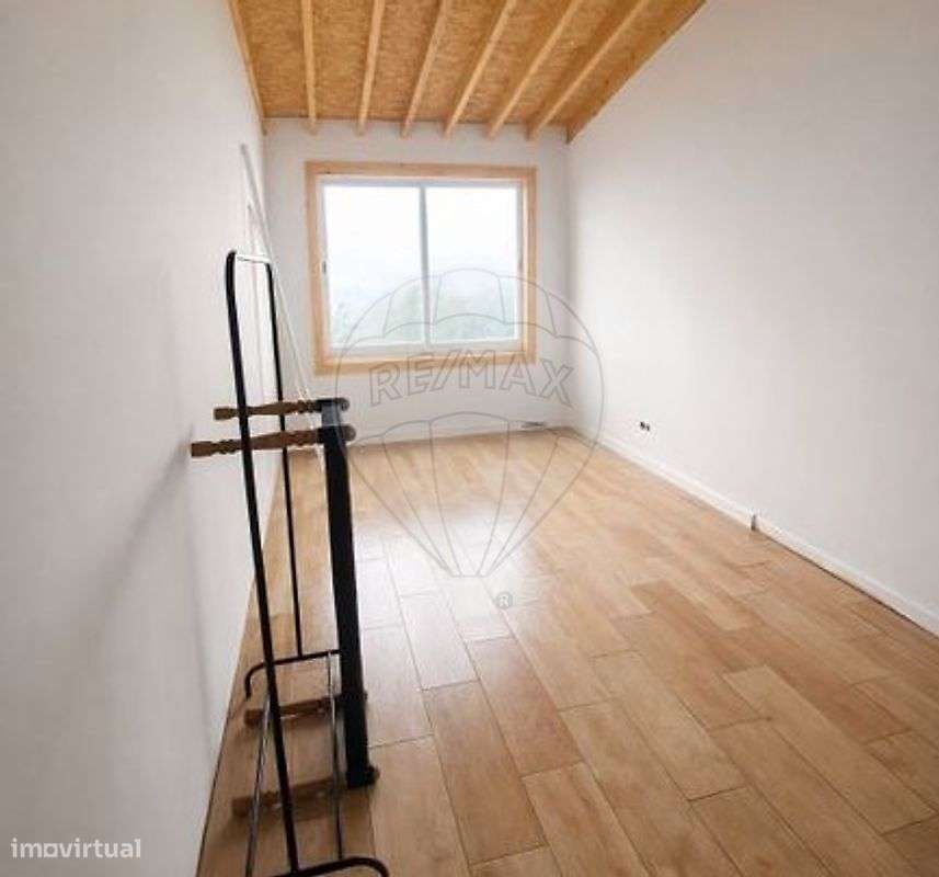 Moradia T4 para venda - Grande imagem: 5/8