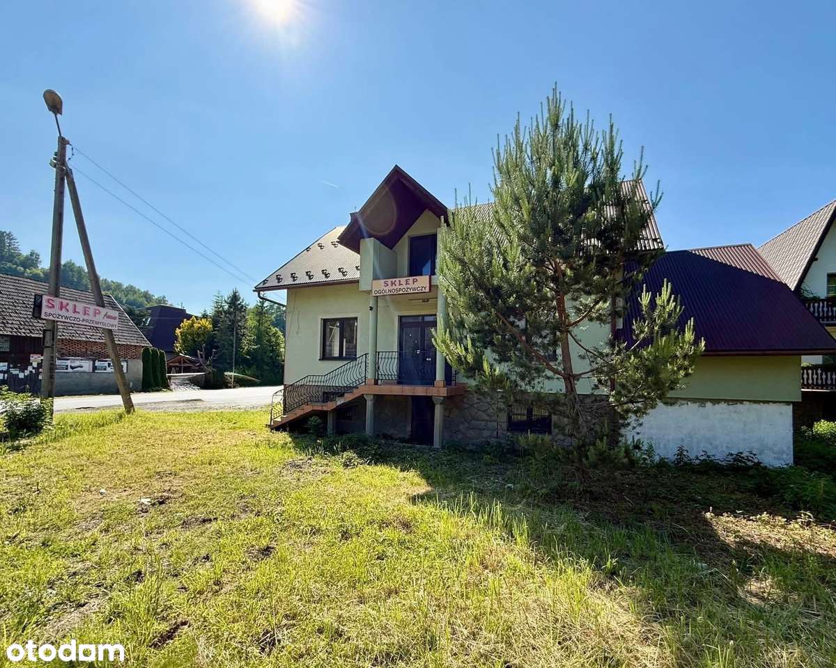 Dom z częścią usługową w doskonałej lokalizacji-2