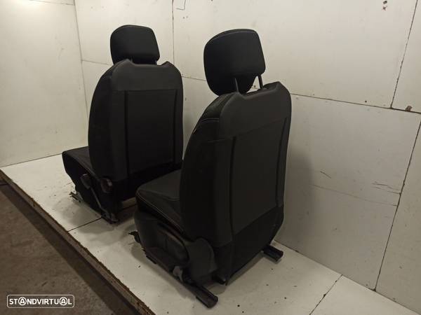 Conjunto De 2 Bancos Renault Clio Iv (Bh_) - 4