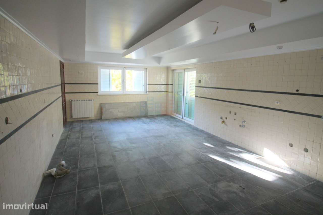 Vivenda de Luxo com Piscina Belas-15