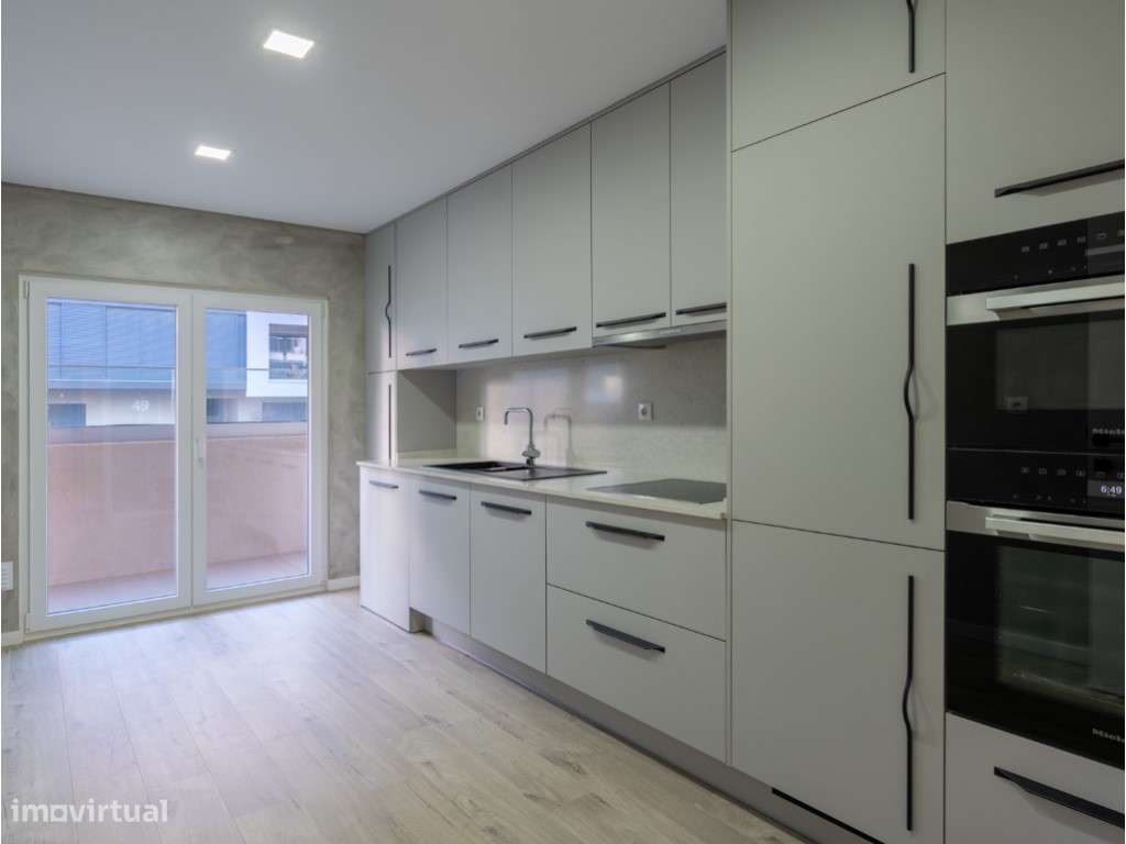 Apartamento T3 com 131 m2 no Montijo - Grande imagem: 1/26