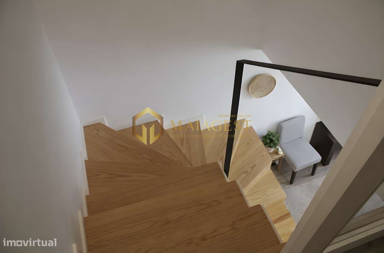 Excelente T1 Duplex Mobilado no Centro de Vila Nova de Gaia - Grande imagem: 5/14