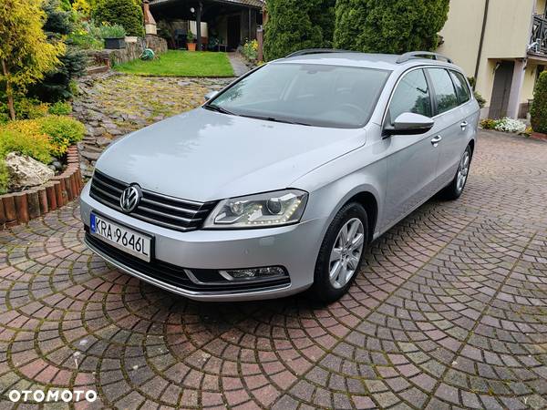 Volkswagen Passat 2.0 TDI Comfortline - 13