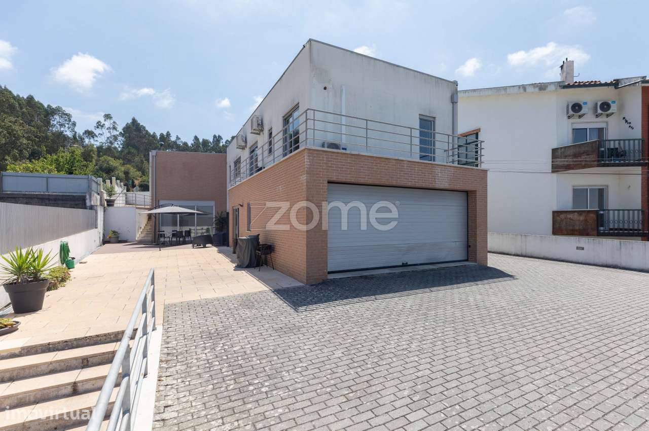 Moradia Moderna em Taveiro, Coimbra com Vistas Desafogadas-53