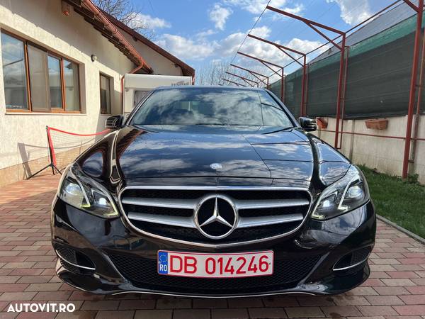 Mercedes-Benz E 300 BlueTEC HYBRID 7G-TRONIC Avantgarde - 4