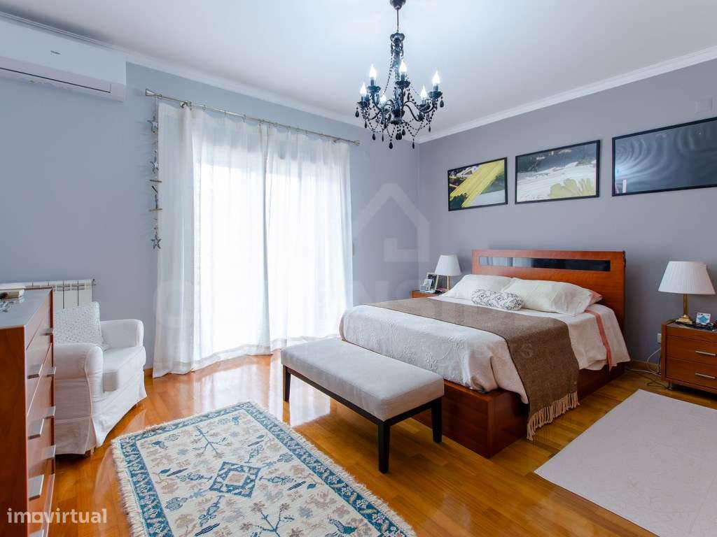 Moradia T4+2 com piscina na Urb. Lombas (São Domingos de Rana)-41